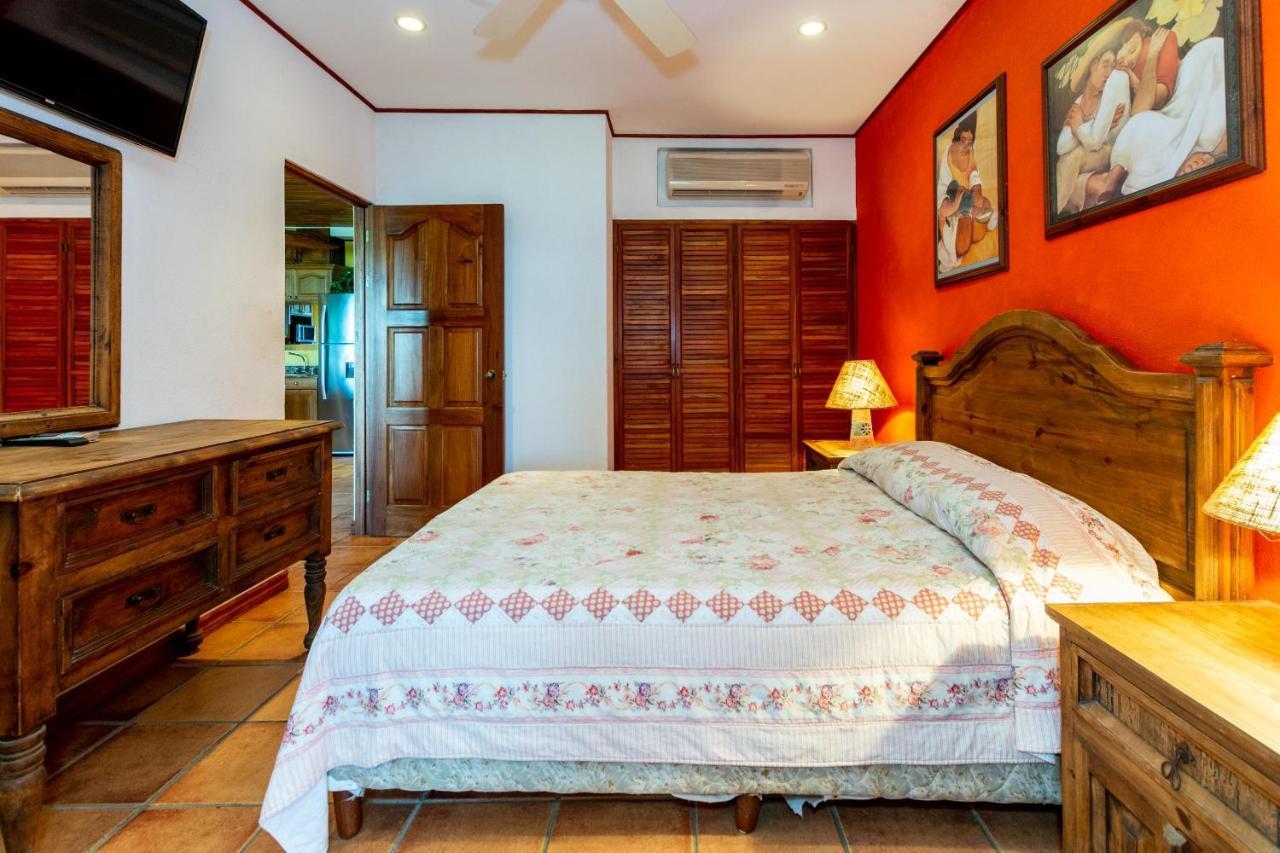 Warm Interiors And Orange Hues On Ground Floor In Front Of Beach بلايا فلامنغو المظهر الخارجي الصورة